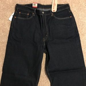 New with Tag Men’s Levi Dark Wash Jeans